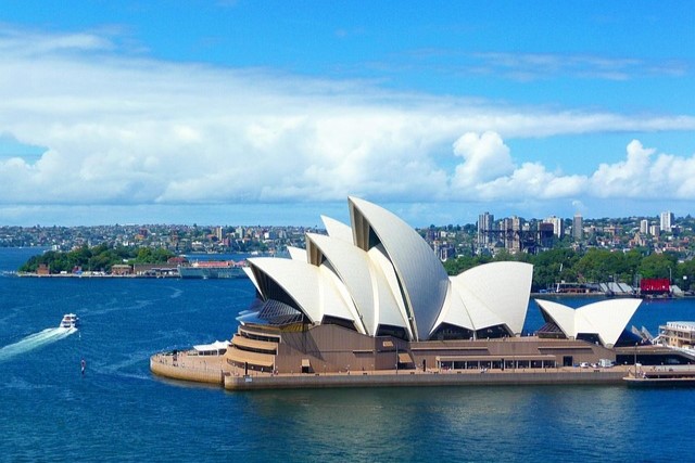 australia-1281935_640